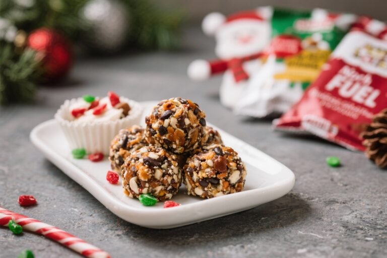 North Pole Fuel Energy Bites (Holiday Road Trip Snack): Santa’s Secret Pre-Sleigh Power-Up You’ll Want in Your Cup Holder