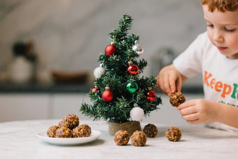 Christmas Tree Decorating Energy Balls (Keep Kids Busy): The Zero-Mess Snack Hack That Buys You 45 Minutes of Peace